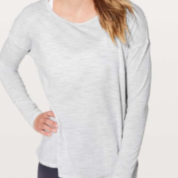 Lululemon Back Into It Long Sleeve in Space Dye / Ice Grey / Alpine White Size 8 - Picture 6 of 7